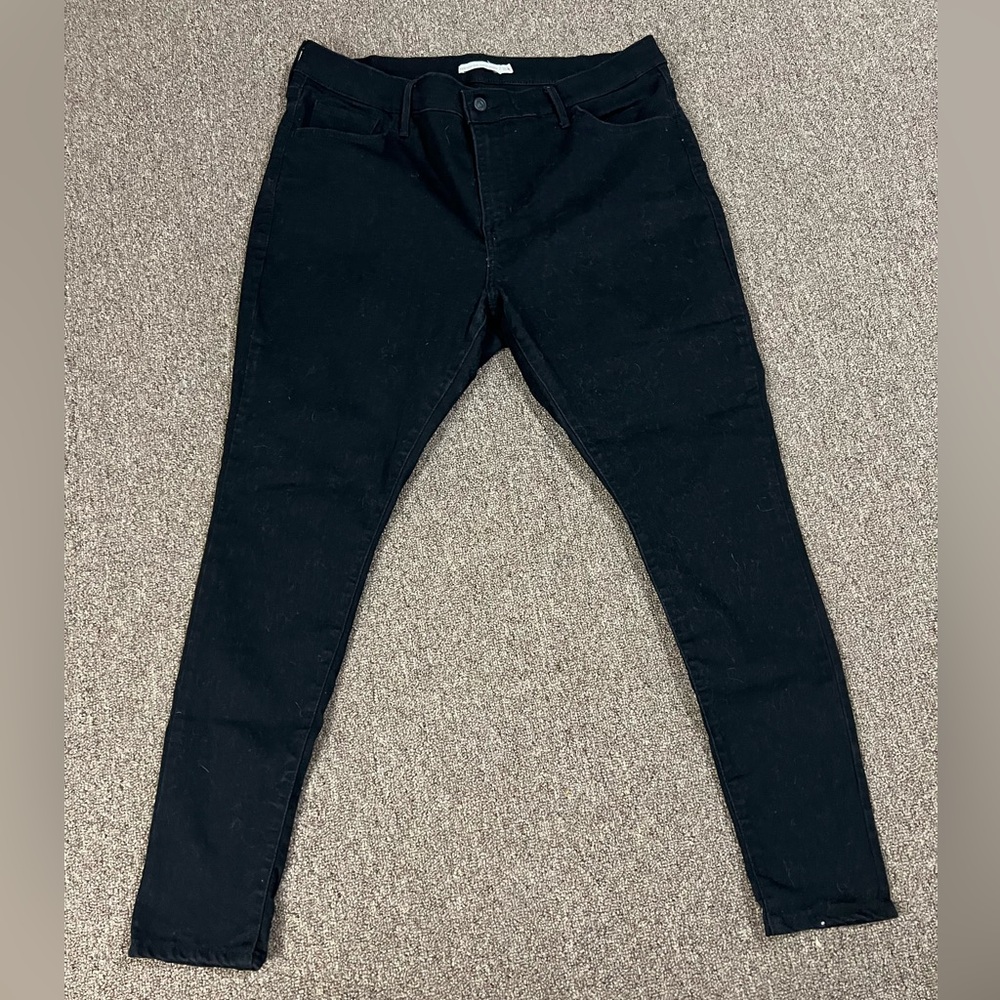 New Without Tags-Levi’s 720 Super Skinny Size 18w